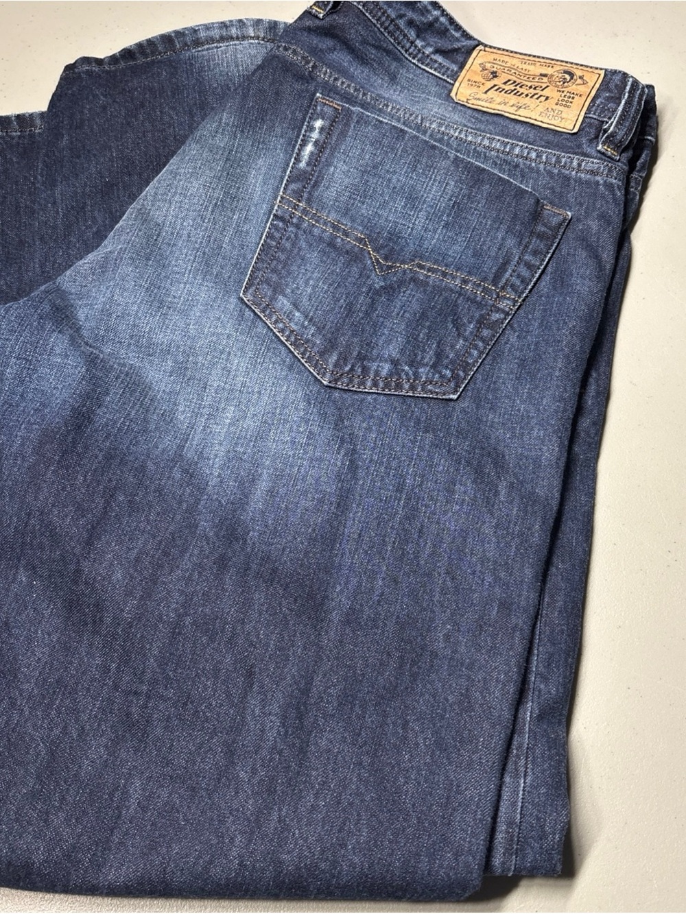 Diesel Viker Jeans Button Fly Mens 36X30 Blue Denim Regular Straight Distressed